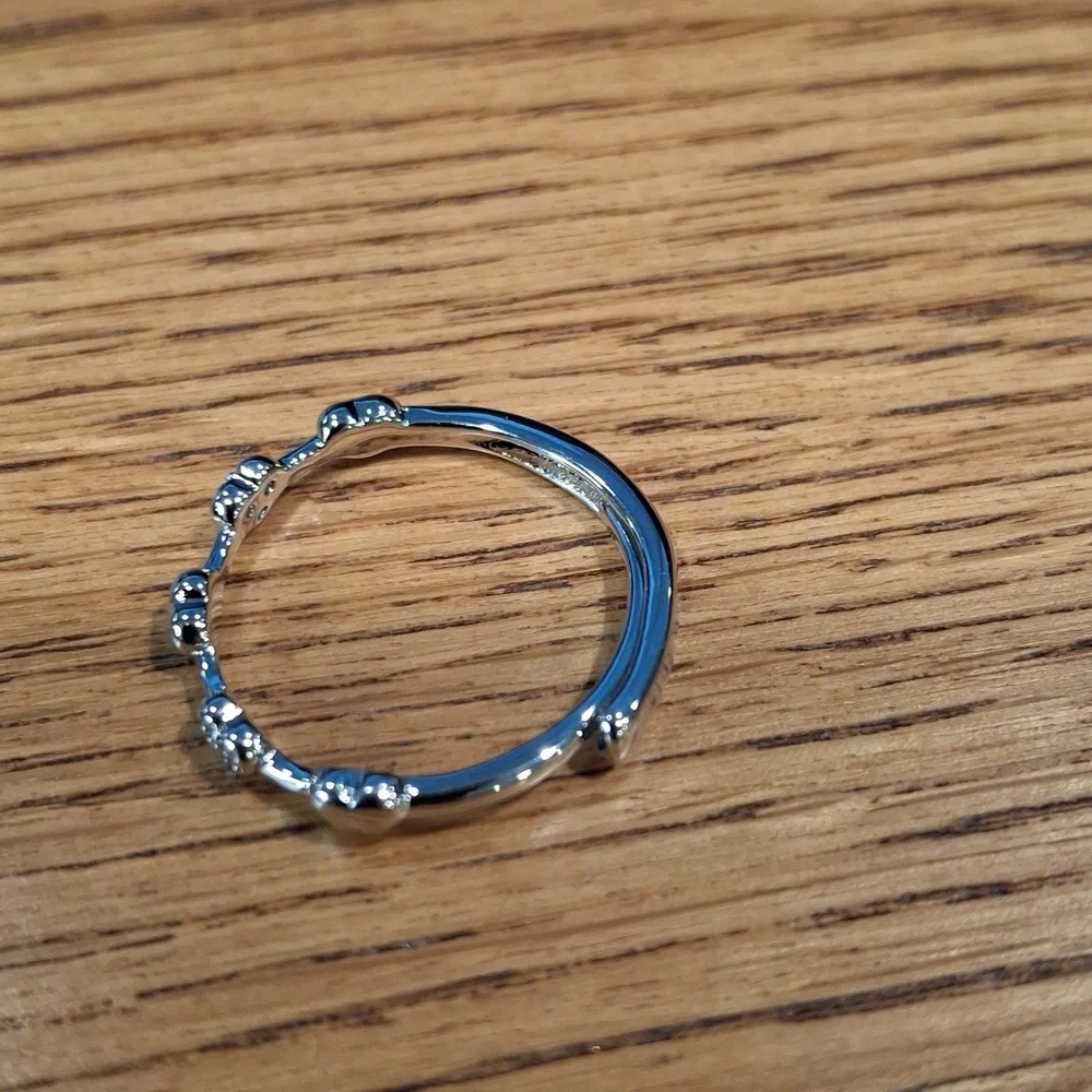 Silver Heart & Rhinestone Ring - Picture 4 of 4